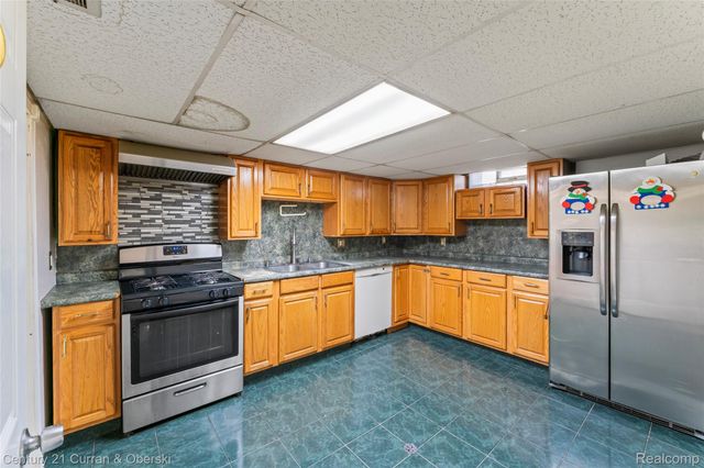 8243 Virgil Street, Dearborn Heights, MI 48127