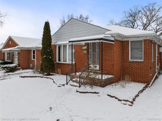 8243 Virgil Street, Dearborn Heights, MI 48127
