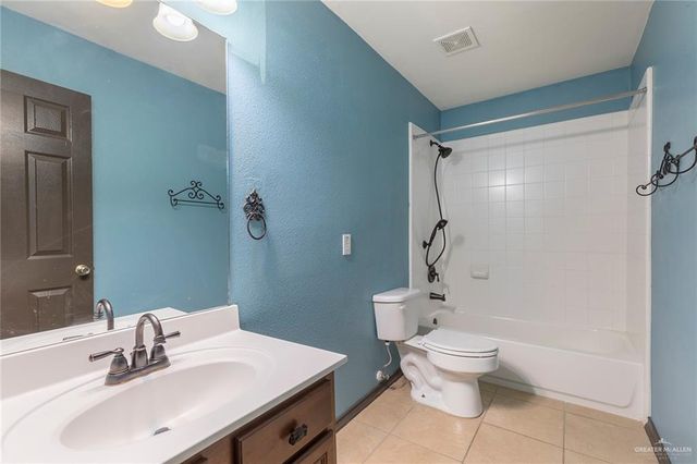 606 Barton Drive, Edinburg, TX 78541