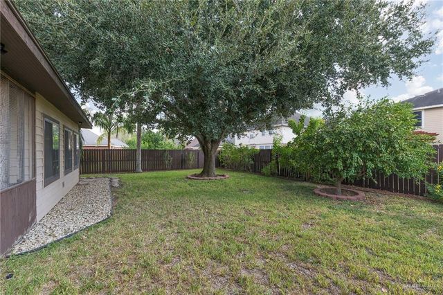 606 Barton Drive, Edinburg, TX 78541