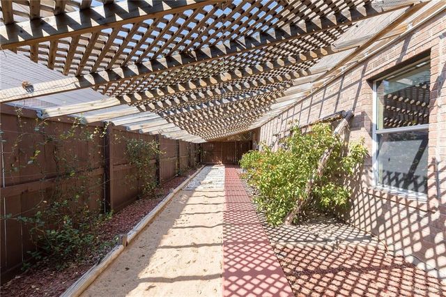 606 Barton Drive, Edinburg, TX 78541