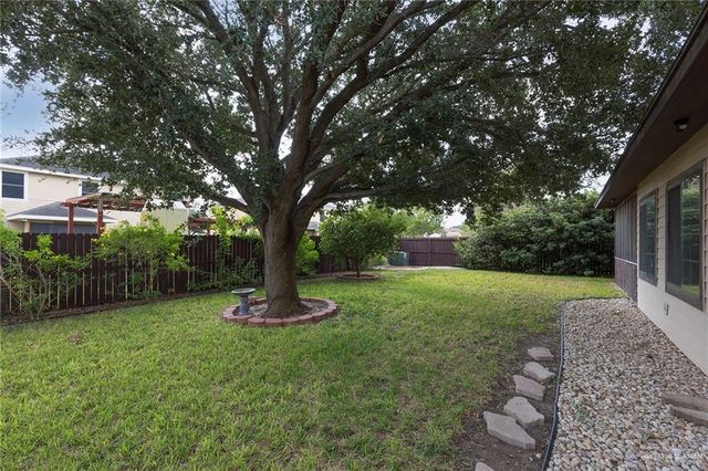 606 Barton Drive, Edinburg, TX 78541