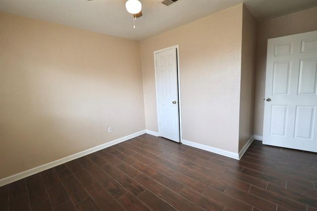 1217 E Brown Lane, Deer Park, TX 77536