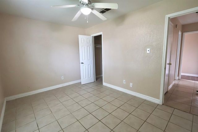 1217 E Brown Lane, Deer Park, TX 77536