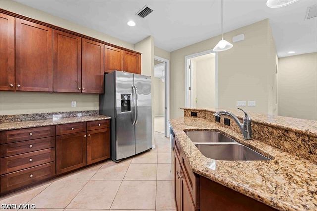 9050 Capistrano ST N 4102, Naples, FL 34113