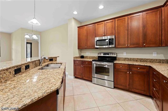 9050 Capistrano ST N 4102, Naples, FL 34113