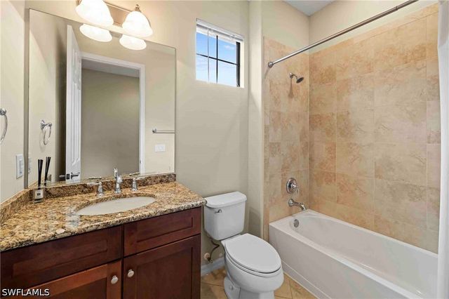 9050 Capistrano ST N 4102, Naples, FL 34113