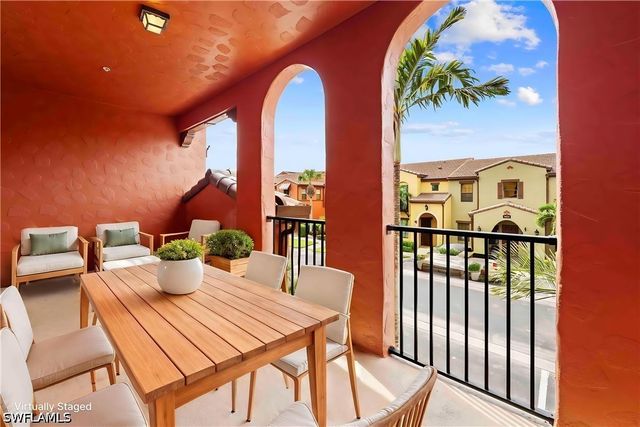 9050 Capistrano ST N 4102, Naples, FL 34113