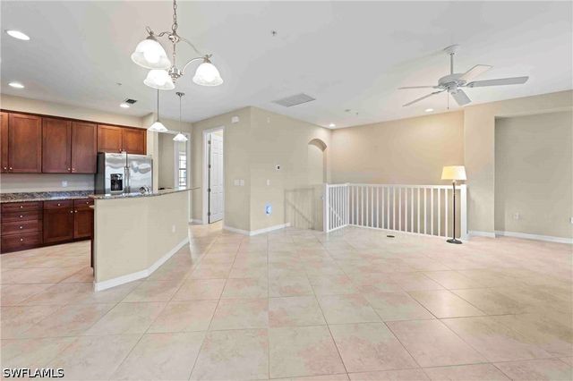 9050 Capistrano ST N 4102, Naples, FL 34113