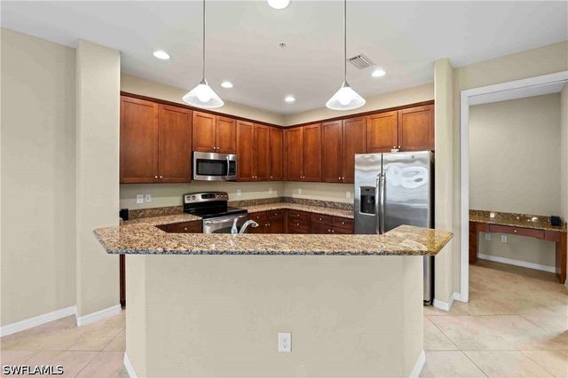 9050 Capistrano ST N 4102, Naples, FL 34113