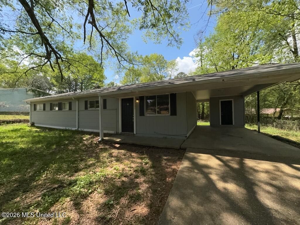 3341 Suncrest Drive, Jackson, MS 39212