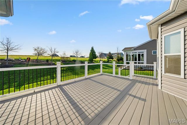 336 Myna Drive, Lake St Louis, MO 63367