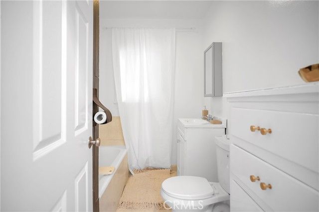 332 E 79th Street, Los Angeles, CA 90003