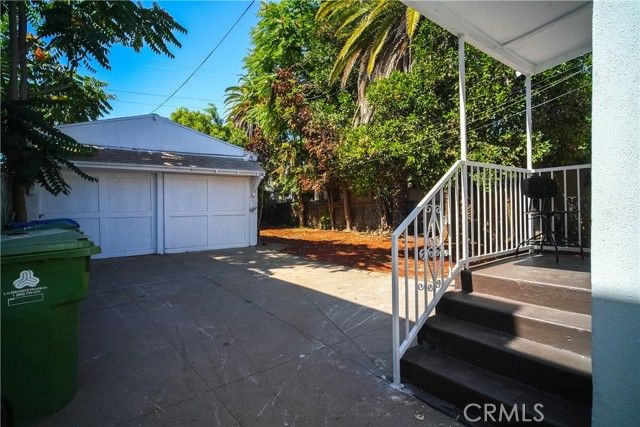 332 E 79th Street, Los Angeles, CA 90003