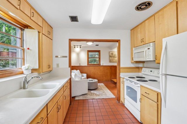 738 Western Avenue, Madison, WI 53711