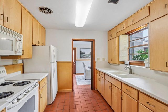 738 Western Avenue, Madison, WI 53711