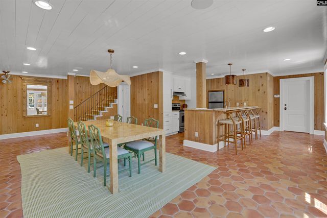 714 Hampton Hill Road, Columbia, SC 29209