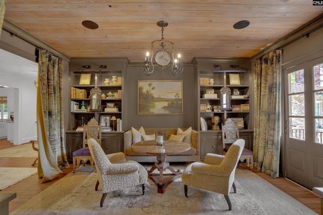 714 Hampton Hill Road, Columbia, SC 29209