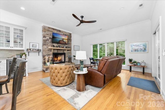 9128 Shorewood Place, Belmont, NC 29012