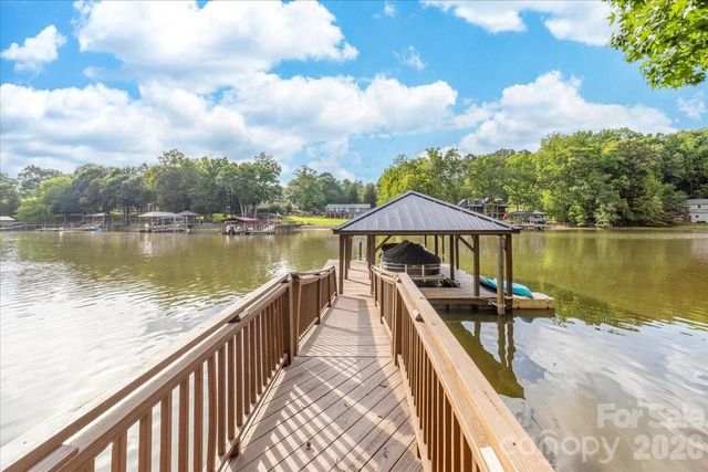 9128 Shorewood Place, Belmont, NC 29012