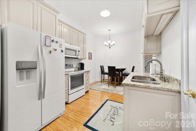 9128 Shorewood Place, Belmont, NC 29012