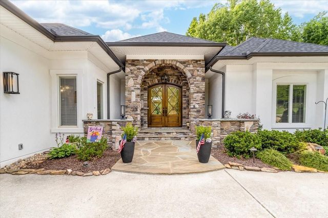 9128 Shorewood Place, Belmont, NC 29012