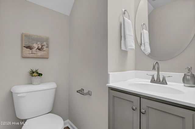 121 Walnut Hills Drive, Richlands, NC 28574