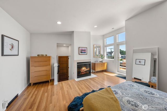 3516 NE 43rd Street, Seattle, WA 98105