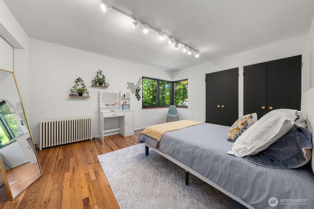 3516 NE 43rd Street, Seattle, WA 98105