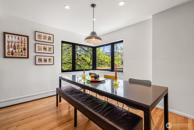 3516 NE 43rd Street, Seattle, WA 98105