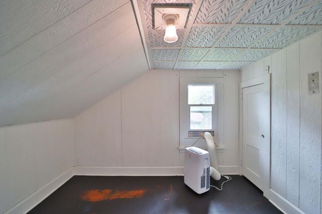 415 1st Street SW, Crosby, MN 56441