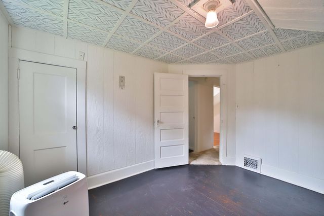 415 1st Street SW, Crosby, MN 56441