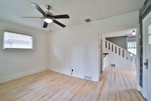 415 1st Street SW, Crosby, MN 56441