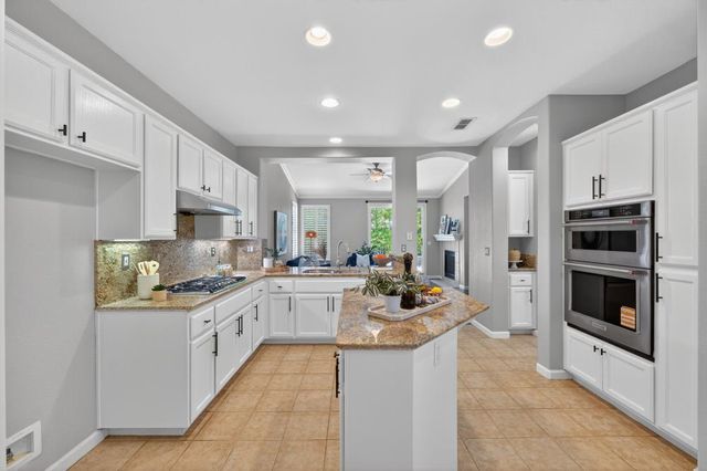 1777 Harwood Way, Sacramento, CA 95835