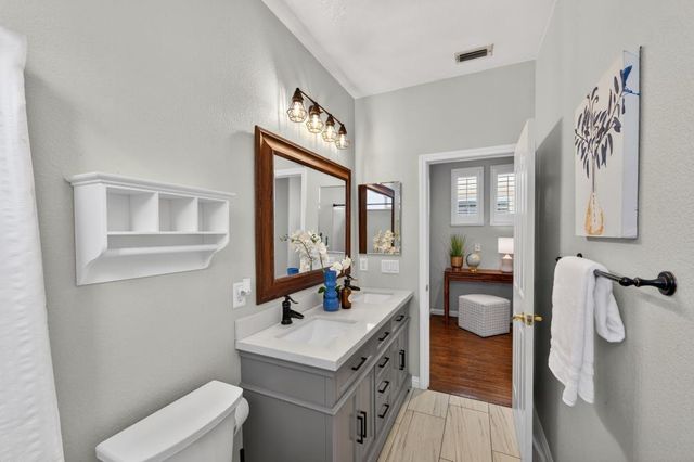 1777 Harwood Way, Sacramento, CA 95835