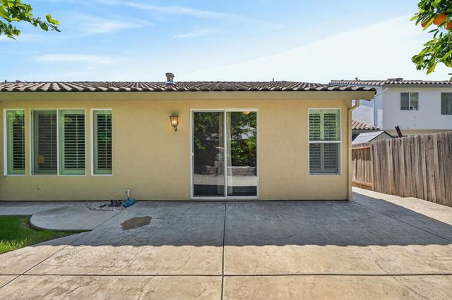 1777 Harwood Way, Sacramento, CA 95835