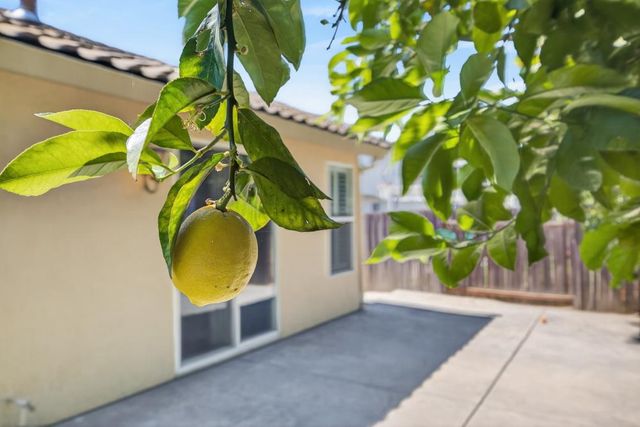 1777 Harwood Way, Sacramento, CA 95835