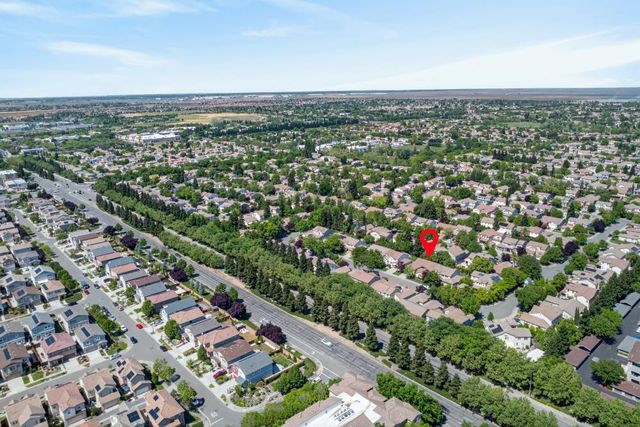 1777 Harwood Way, Sacramento, CA 95835