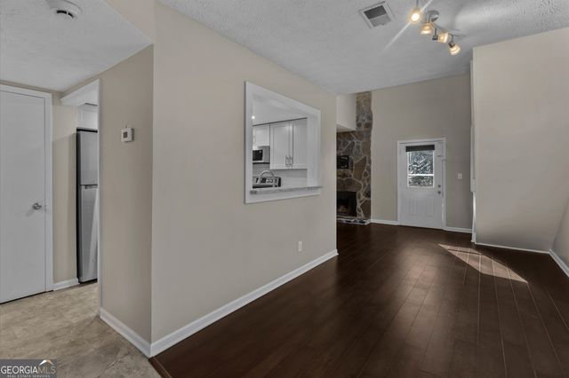 1674 Wynndowne Trail SE, Smyrna, GA 30080