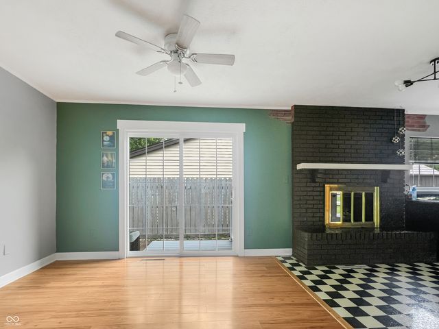5240 Vinewood Court, Columbus, IN 47203