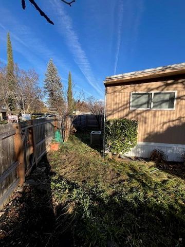 321 Clay Street SPC 3, Ashland, OR 97520