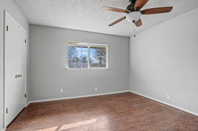 1741 S Pecan Avenue, Broken Arrow, OK 74012