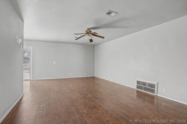 1741 S Pecan Avenue, Broken Arrow, OK 74012