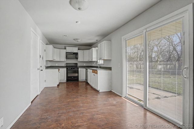 1741 S Pecan Avenue, Broken Arrow, OK 74012