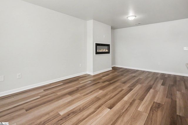 630 Blossom Run Drive, Spartanburg, SC 29307