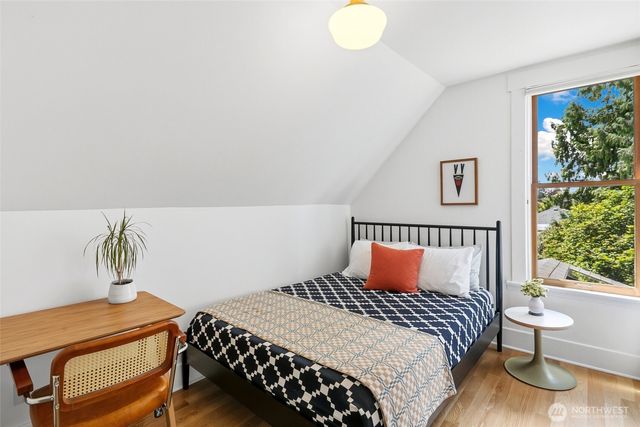 6215 27th Avenue NE, Seattle, WA 98115