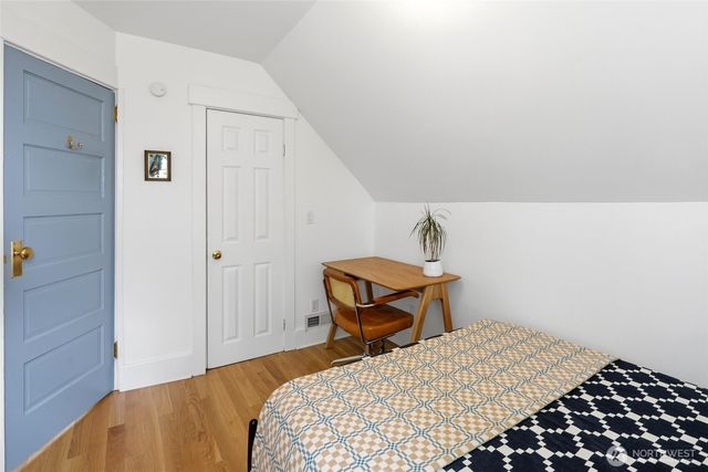 6215 27th Avenue NE, Seattle, WA 98115