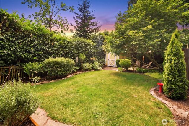 6215 27th Avenue NE, Seattle, WA 98115