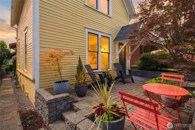 6215 27th Avenue NE, Seattle, WA 98115
