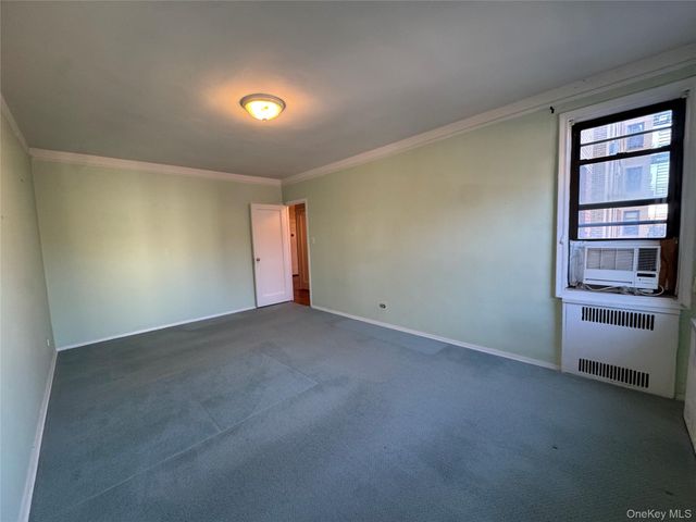 43-30 44th Street 3F, Sunnyside, NY 11104